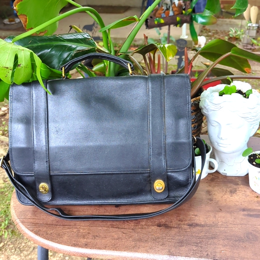 ⚜️Gorgeous VINT⚜️ COACH 💼 briefcase💼 BLACK glove tanned leather🐈‍⬛ TURNLOCKS